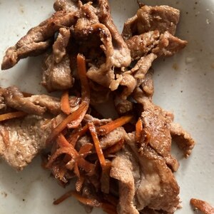 豚肉とにんじんの生姜炒め